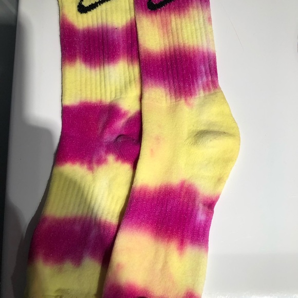 Nike tie dye socks (23$/per pair) - Picture 5 of 6